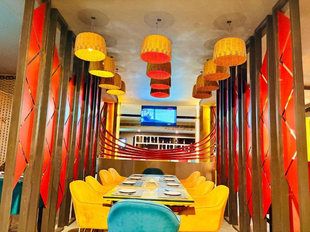 Banquets and Lawn at WOW! Hotels