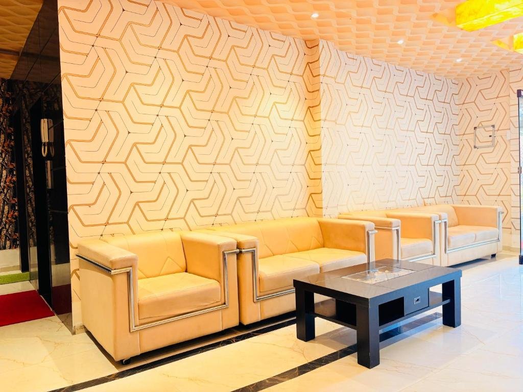 Suite Room at WOW! Hotels